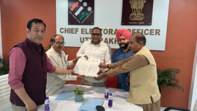 आदर्श चुनाव आचार संहिता के उल्लंघन का आरोप