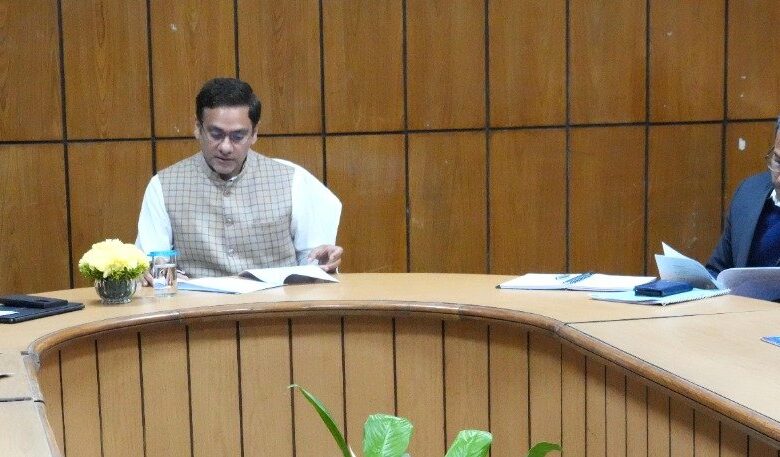 प्रशिक्षित युवाओं को प्रदान किया जायेगा रोजगार : सौरभ बहुगुणा प्रशिक्षित युवाओं को प्रदान किया जायेगा रोजगार : सौरभ बहुगुणा